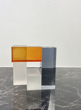 简约现代风立体黑白水晶解构摆件