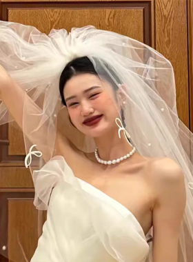 短款珍珠网纱头纱新娘唯美拍照女