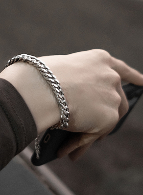2025年新款钛钢手链男女冷淡风