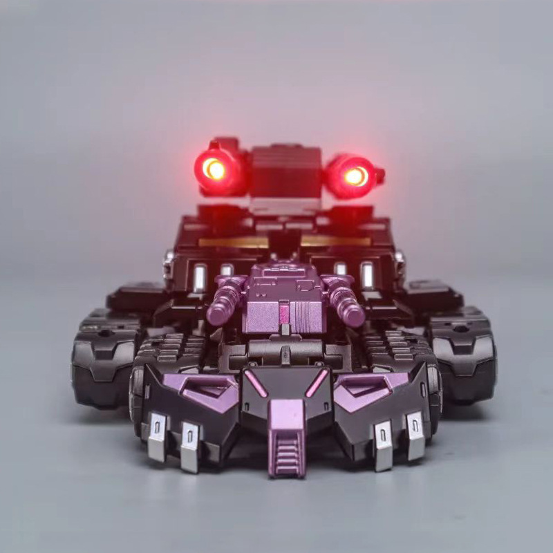 变形玩具放大传世塔恩天灾圈套黑狗DJD泰霸黑曼巴机器人玩具模型