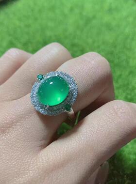 冰种白玉蛋面玛瑙戒指