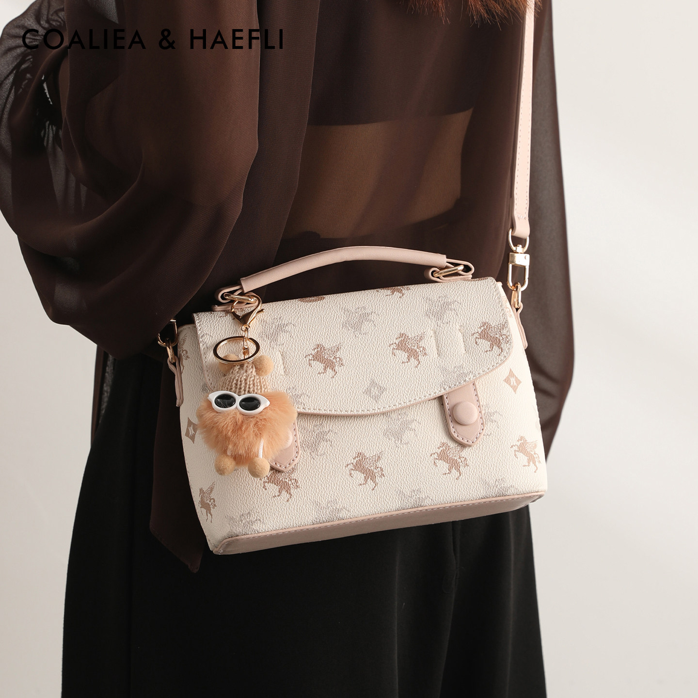 香港品牌飞马小方包包女式2025新款手提单肩包通勤高级感斜挎包潮,淘宝优惠券,粉丝福利购,淘宝优惠卷