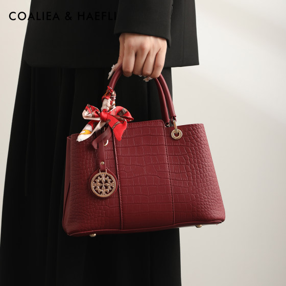 Hong Kong brand red mom bag wedding handbag
