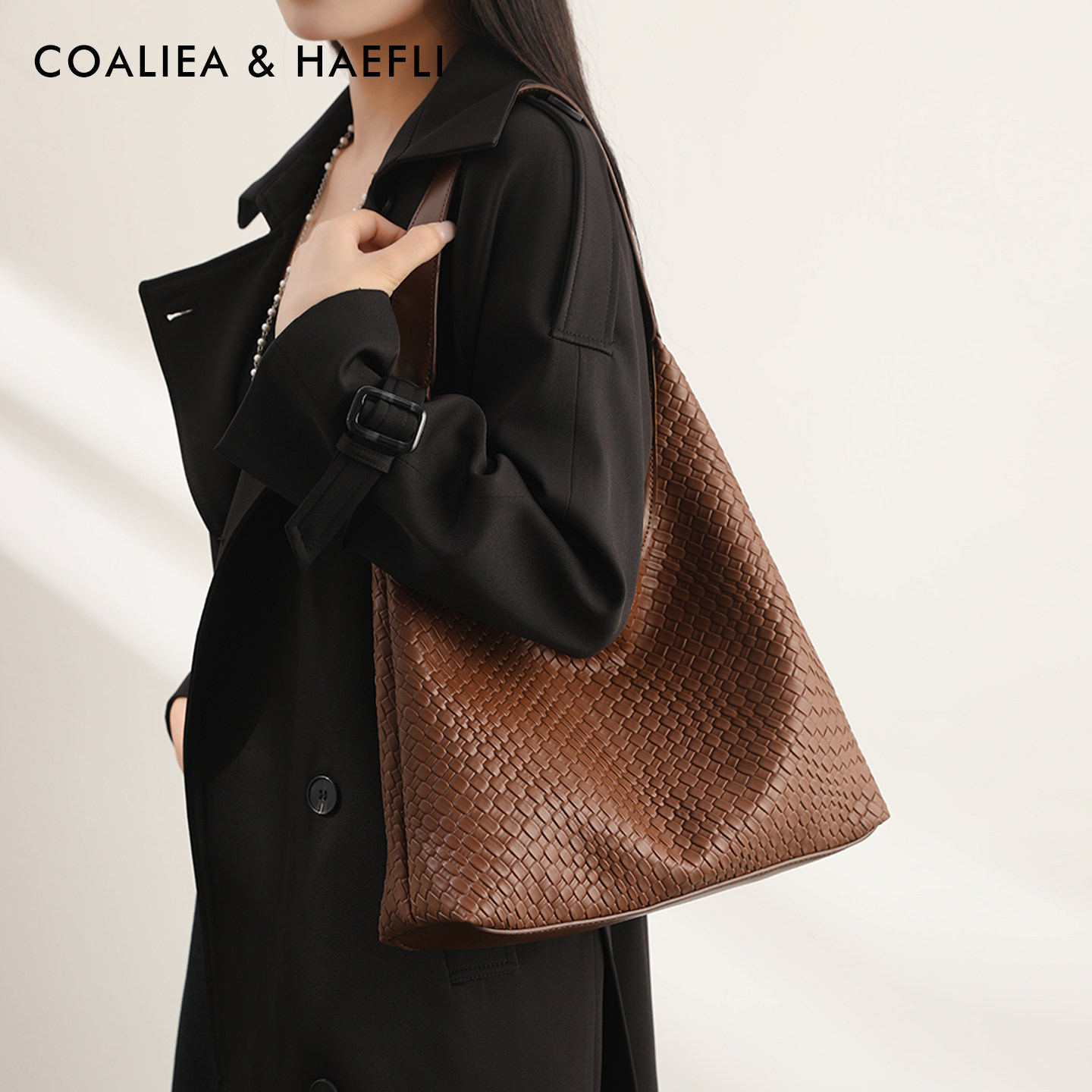 香港品牌小众设计慵懒通勤大容量托特包包女百搭高质感气质单肩包,淘宝优惠券,粉丝福利购,淘宝优惠卷