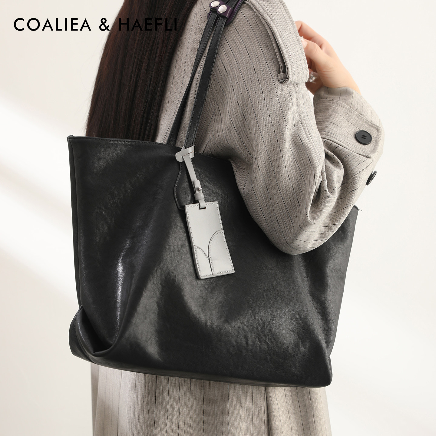 香港品牌油蜡皮小众大容量托特包女25新款高级质感通勤单肩包大包,淘宝优惠券,粉丝福利购,淘宝优惠卷