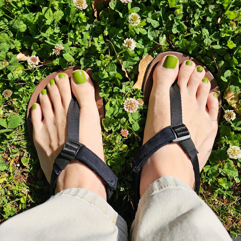 美国essie脚指甲油705夏天牛油果绿芭蕉橄榄绿色显白免烤快干持久 - 图1