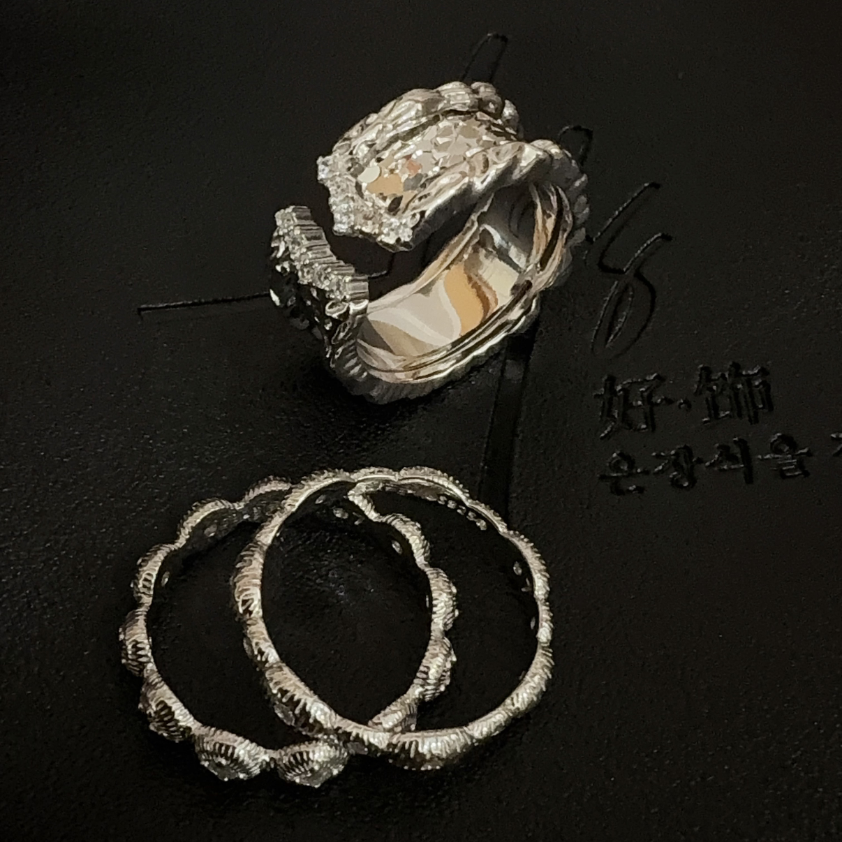 Dongdaemun full-body S925 sterling silver rhodium-plated crushed ice wide version ring niche high-end fashion ring