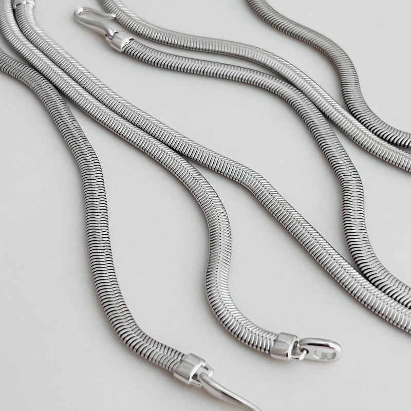 设计师款S925纯银镀铑金蛇骨链项链女时尚百搭高级感毛衣链,淘宝优惠券,粉丝福利购,淘宝优惠卷