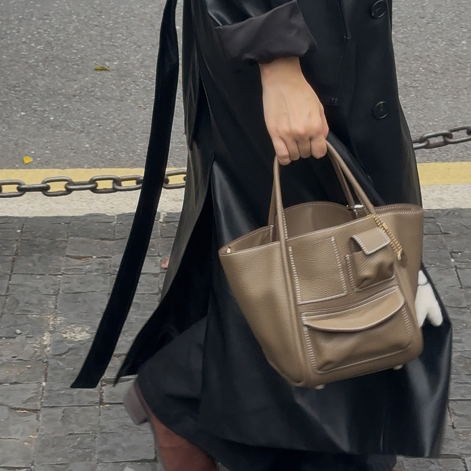 小众设计多口袋头层牛皮荔枝纹菜篮子包手提包复古通勤简约水桶包,淘宝优惠券,粉丝福利购,淘宝优惠卷