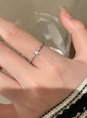 高级感冷淡风爱心锆石戒指女