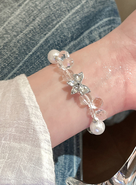 透明水晶蝴蝶珍珠手链女清冷感小众设计手串2026新款情绪稳定手饰