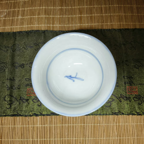 景德镇厂货瓷/景德古窑手绘老茶花青花刀字纹正德茶盅/翻口小茶碗_虎窝淘