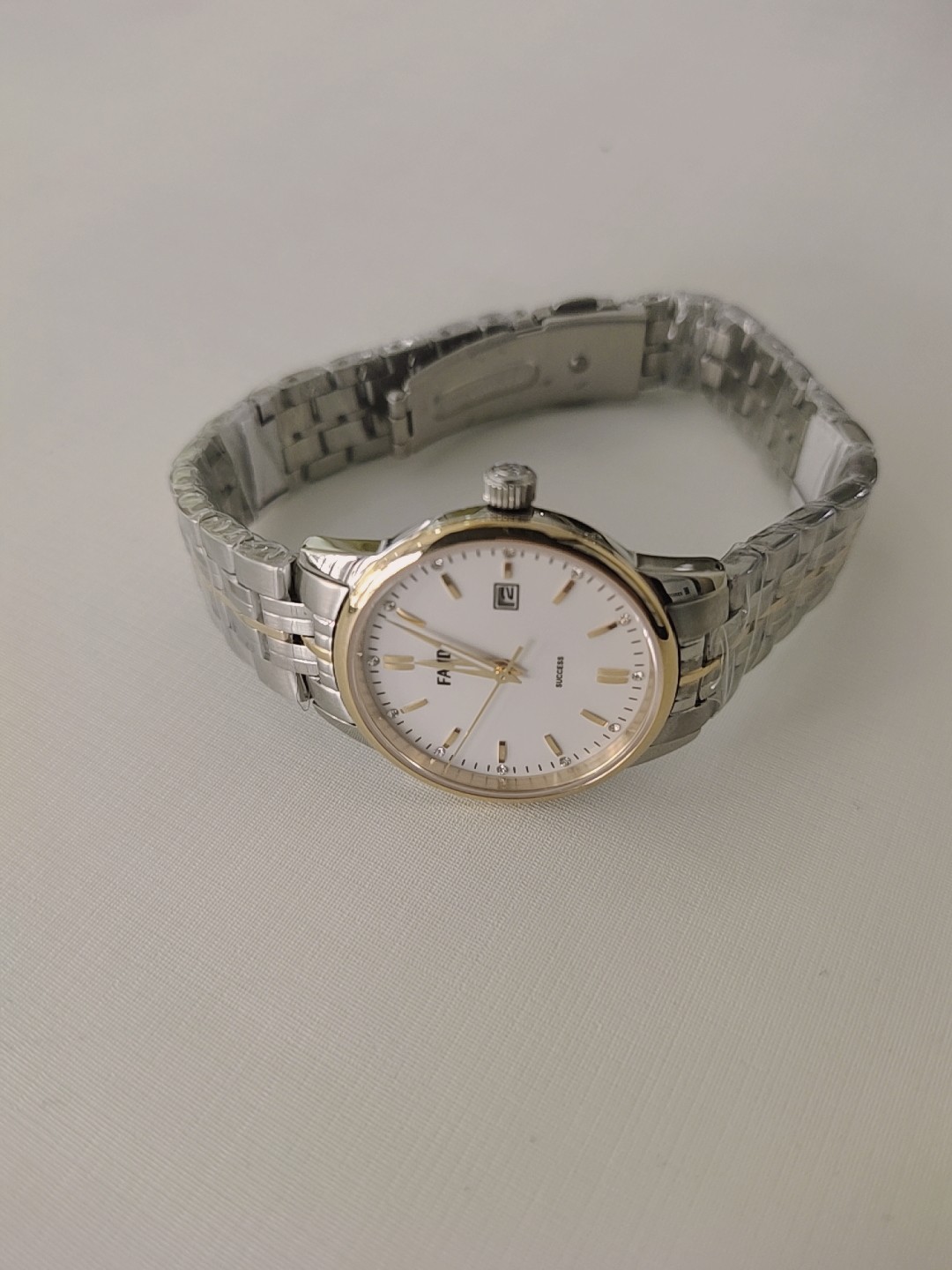 飞迪石英简约大气女表