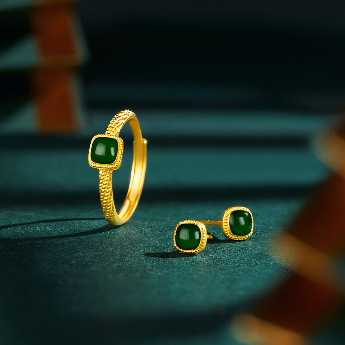 Chaohongji Zhenjin twelve-color gold ring pure gold ring hand ornament ancient enamel sugar cube new Chinese style gift porphyry