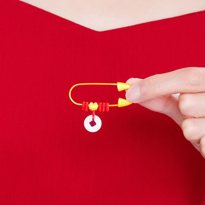 潮宏基好事发生足金和田玉吊坠黄金挂坠5D硬金不含别针送礼物宝宝,淘宝优惠券,粉丝福利购,淘宝优惠卷