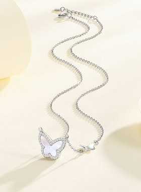 潮宏基花韵s925银仿珍珠项链