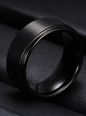 新款欧美8MM男士气质百搭时尚简约黑色拉丝不锈钢钨钢戒指配饰女