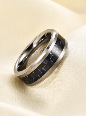 新款跨境亚马逊欧美8MM个性钨钢镶嵌碳纤维戒指环男钨金纯黑戒指