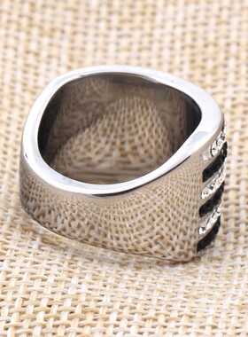 新款跨境20MM欧美复古时尚6行黑白镶钻钛钢戒指不锈钢指环女