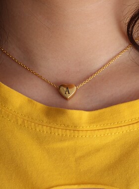 新款亚马逊热卖不锈钢百搭爱心吊坠26英文字母钛钢锁骨链项链