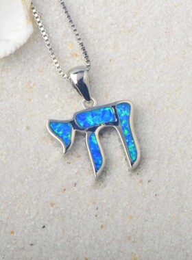 新款 ins风 爆款澳宝蓝色小狗项链吊坠饰品镶进口欧泊