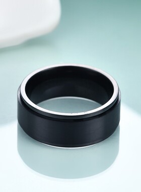风8MM可转动光面简约钛钢戒指可