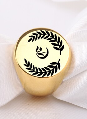 新款厂家不锈钢26个性英文字母树叶戒指 圆形22MM钛钢复古男戒指