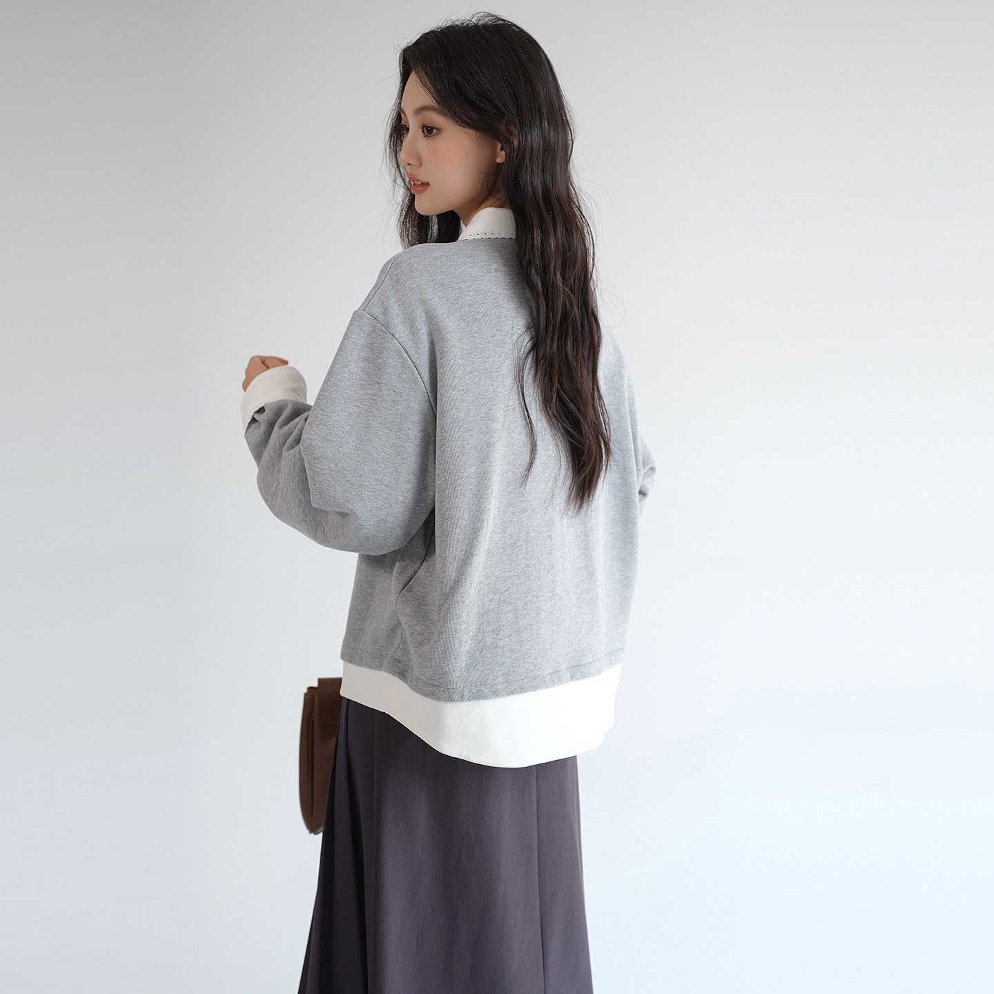 蓝若水大码女装假两件花边翻领卫衣胖MM春新款休闲宽松设计感上衣,淘宝优惠券,粉丝福利购,淘宝优惠卷