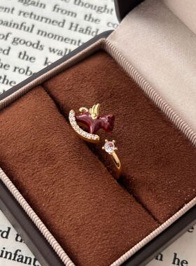 马年有福~本命年红色小马戒指女款2026秋冬新款轻奢高级感食指戒