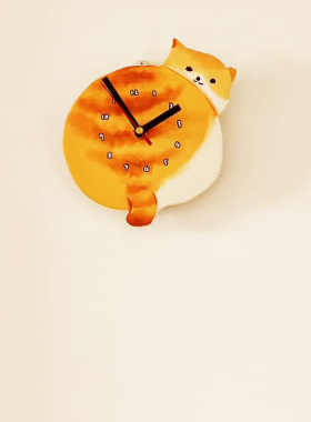可爱卡通猫咪挂钟表奶油风遥控发光日式原木风挂墙装饰时钟挂钟表
