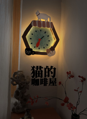 卡通治愈系挂墙钟表发光挂钟静音装饰台钟卧室客厅时钟表免打孔钟