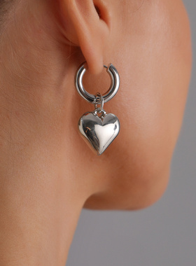 欧美跨境饰品INS金属设计感爱心