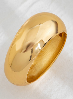 跨境甜酷宽手镯女合金弹簧扣手环欧美敲打纹光面抱抱Bracelet