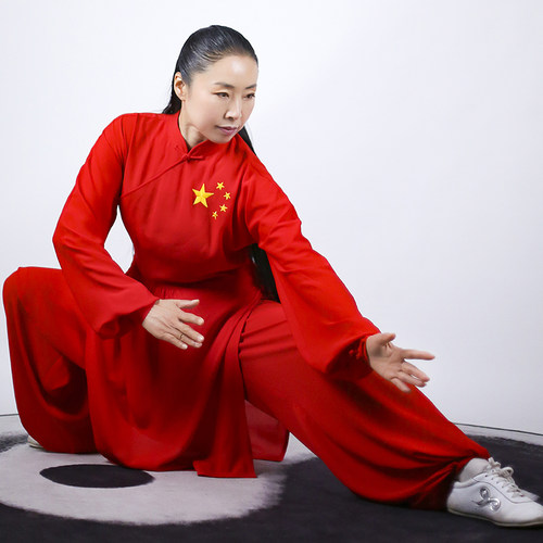 马蕾太极红色女式中国风丝麻太极服比赛晨练服春夏季刺绣五星祥云 - 图2