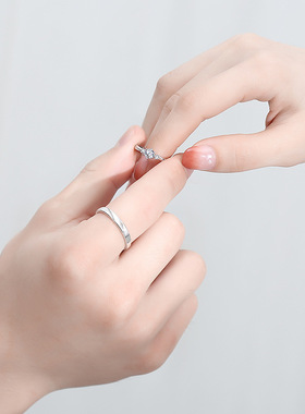 s925纯银新款情侣戒指一对日韩简约仿真钻对戒结婚纪念情人节礼物