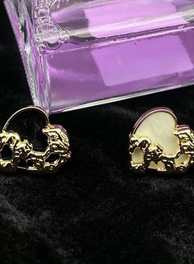 轻奢爱心无痕磁吸防走光胸针饰品