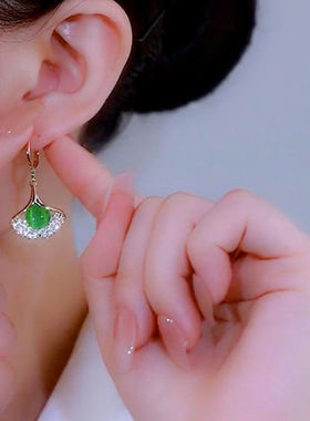 小清新绿色猫眼石花朵耳扣高级感银杏叶耳环时尚潮微镶精致耳钉女