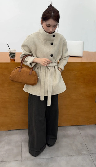 2025 winter new style double-sided wool coat with stand-up collar, Korean style A-type strappy skirt, woolen coat short for women