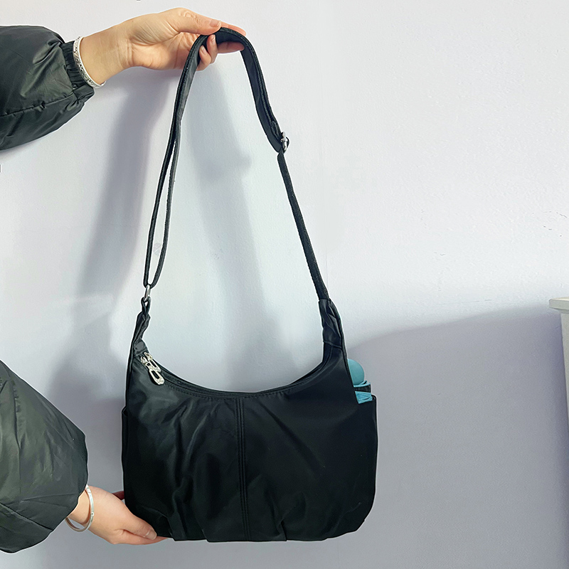 女士包包2023新款休闲大容量妈妈包单肩尼龙斜挎女包防水牛津布包,淘宝优惠券,粉丝福利购,淘宝优惠卷