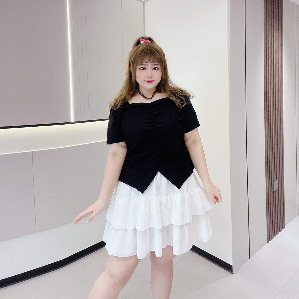 300斤显瘦蛋糕短裙胖仙女莹莹特大码女装胖mm高腰A字荷叶边半身裙,淘宝优惠券,粉丝福利购,淘宝优惠卷