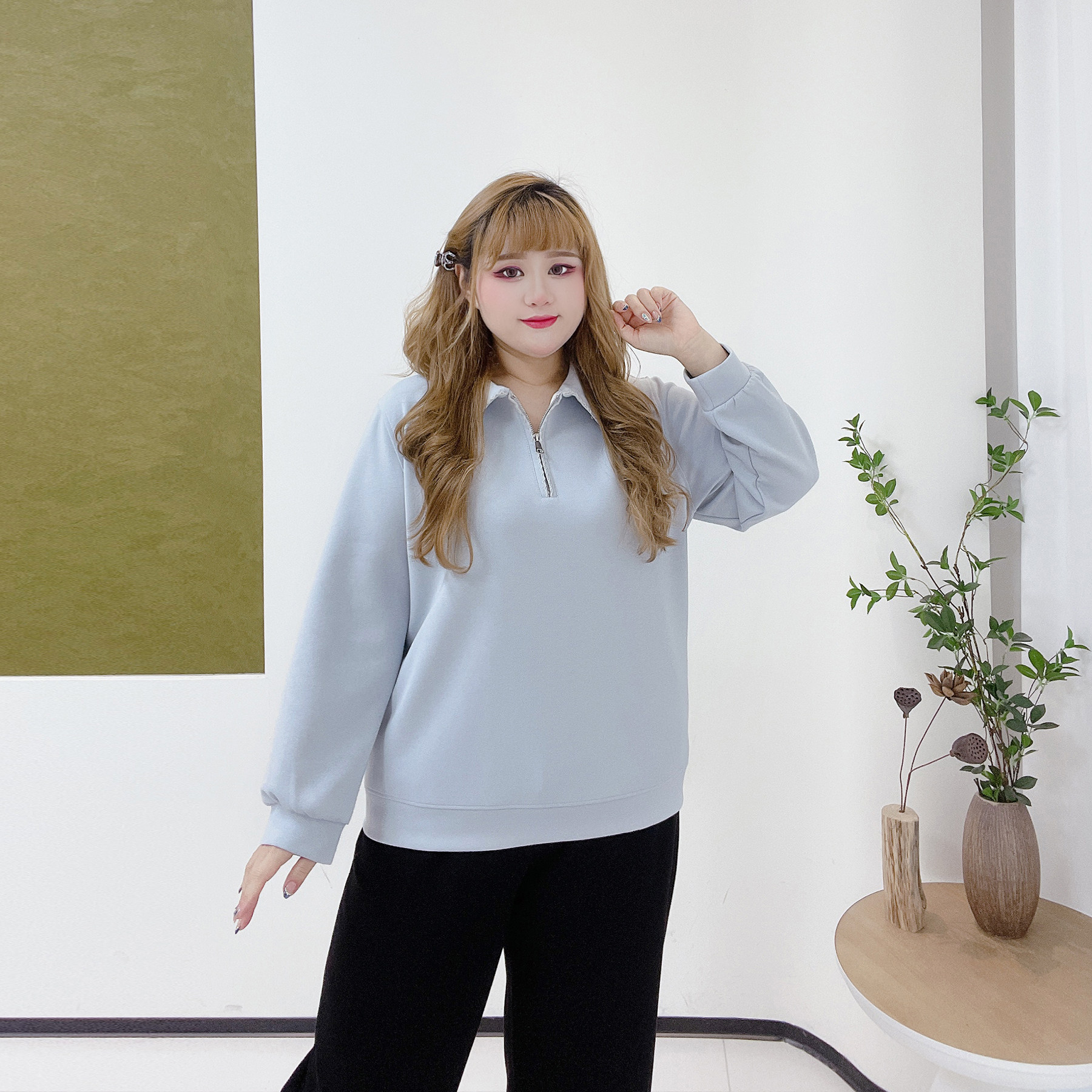 韩系小清新简约百搭显瘦翻领上衣胖莹莹大码女装秋冬休闲明线卫衣,淘宝优惠券,粉丝福利购,淘宝优惠卷