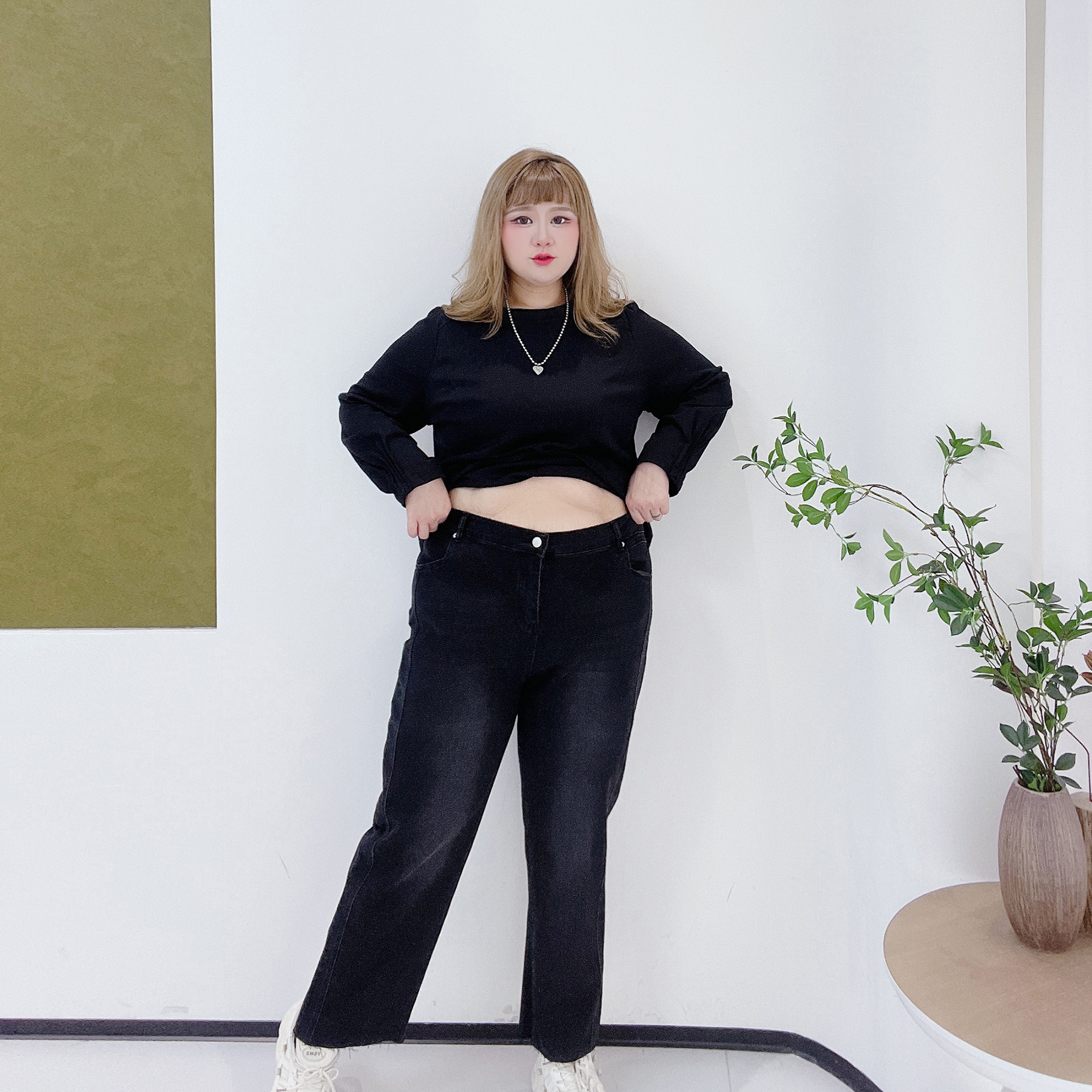 复古休闲风百搭九分小脚裤胖莹莹大码女装秋季新款显瘦毛边牛仔裤,淘宝优惠券,粉丝福利购,淘宝优惠卷