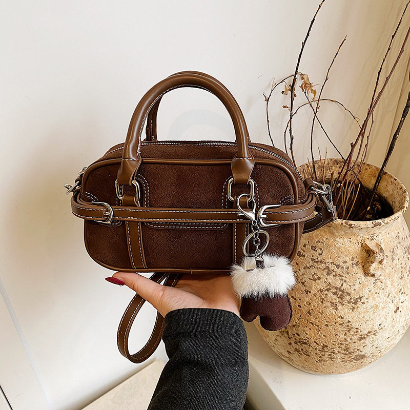 法国复古磨砂手提包女包2025新款休闲百搭单肩包网红保龄球斜挎包,淘宝优惠券,粉丝福利购,淘宝优惠卷