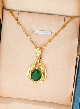 一件代发轻奢祖母绿水滴项链女锁骨链轻奢小众设计感微镶真金