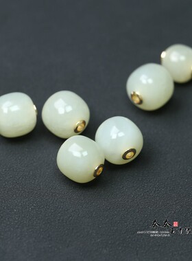 天然冰种和田玉浅晴水路路通桶珠