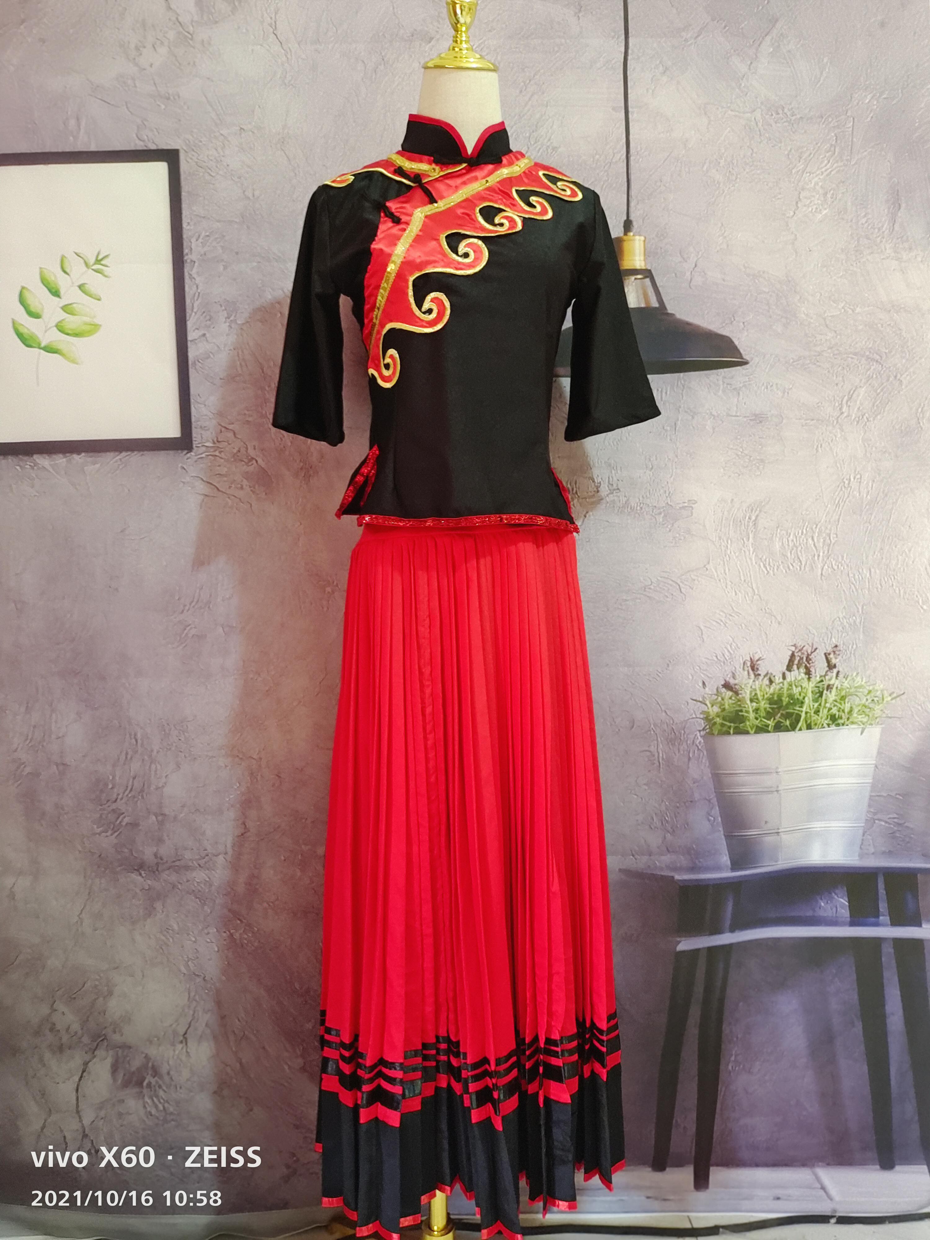 李美静同款彝族大摆裙舞蹈服新款彝族服装女民族合唱舞蹈服定做