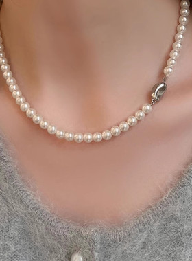 新款珍珠项链女轻奢小众设计感