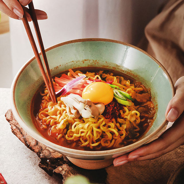 South Korea imported 120g instant noodles