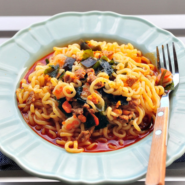 Nongshim instant noodles triple spicy Korean