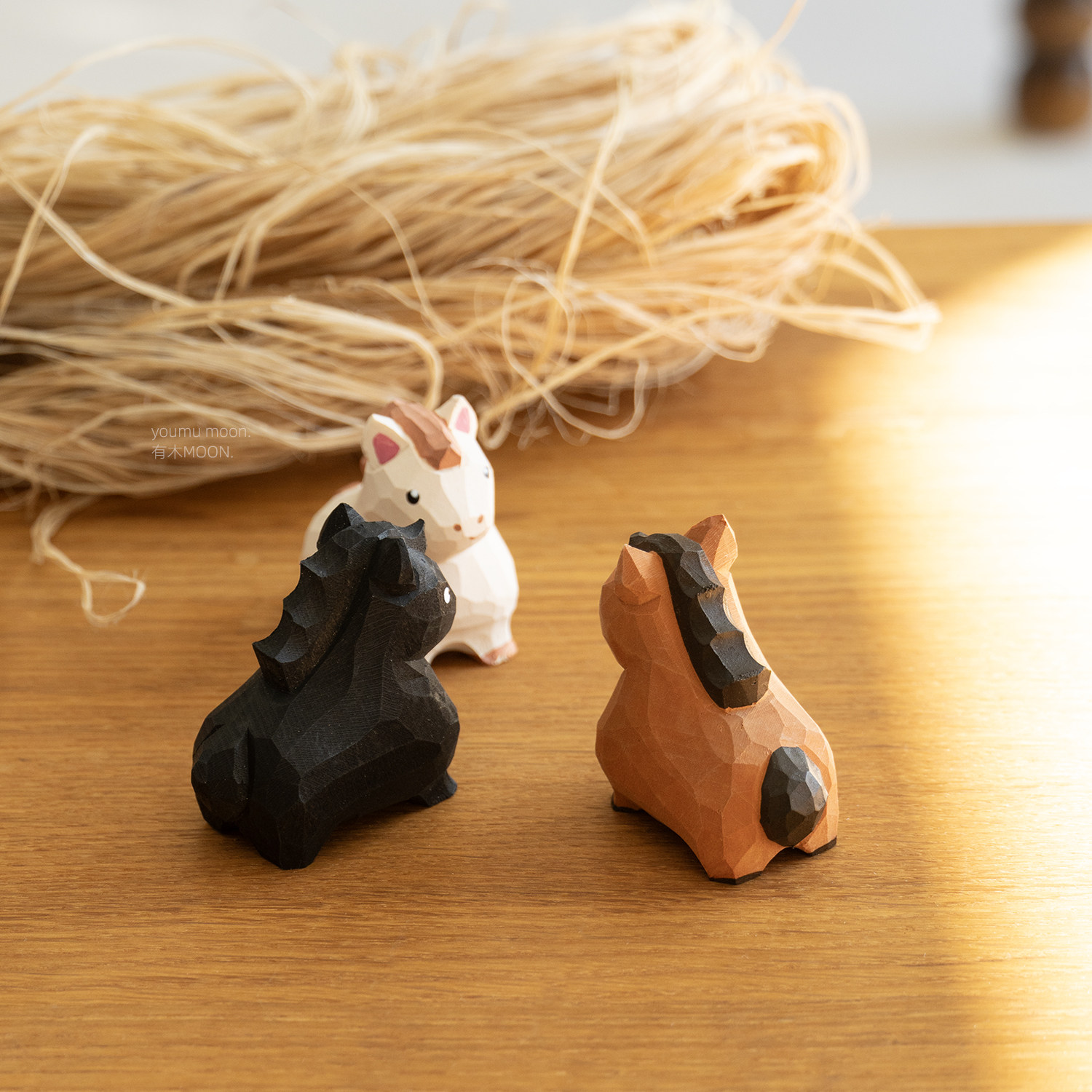 可爱小马 黑马白马矮脚桌面摆件十二生肖马年木雕纯手工生日礼物,淘宝优惠券,粉丝福利购,淘宝优惠卷